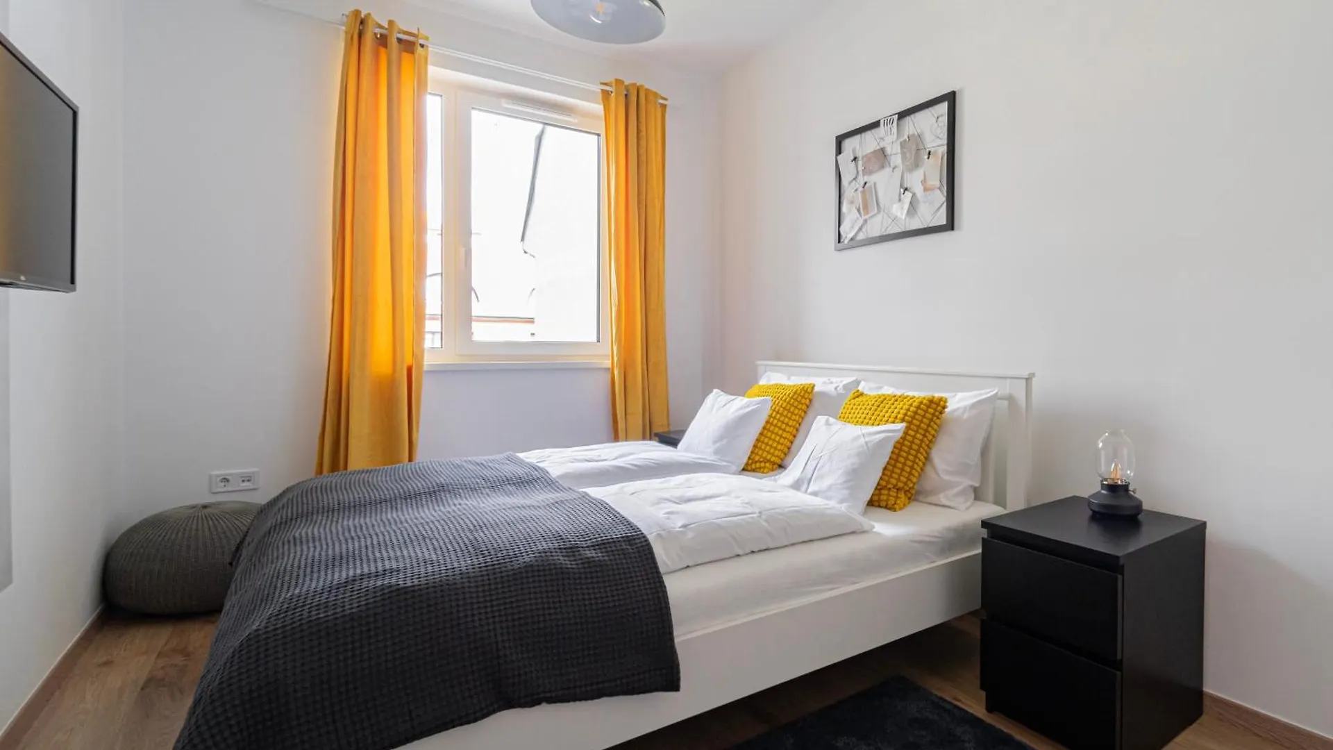 Westside Garden Apartments By Urbanrent Budapest Ungheria