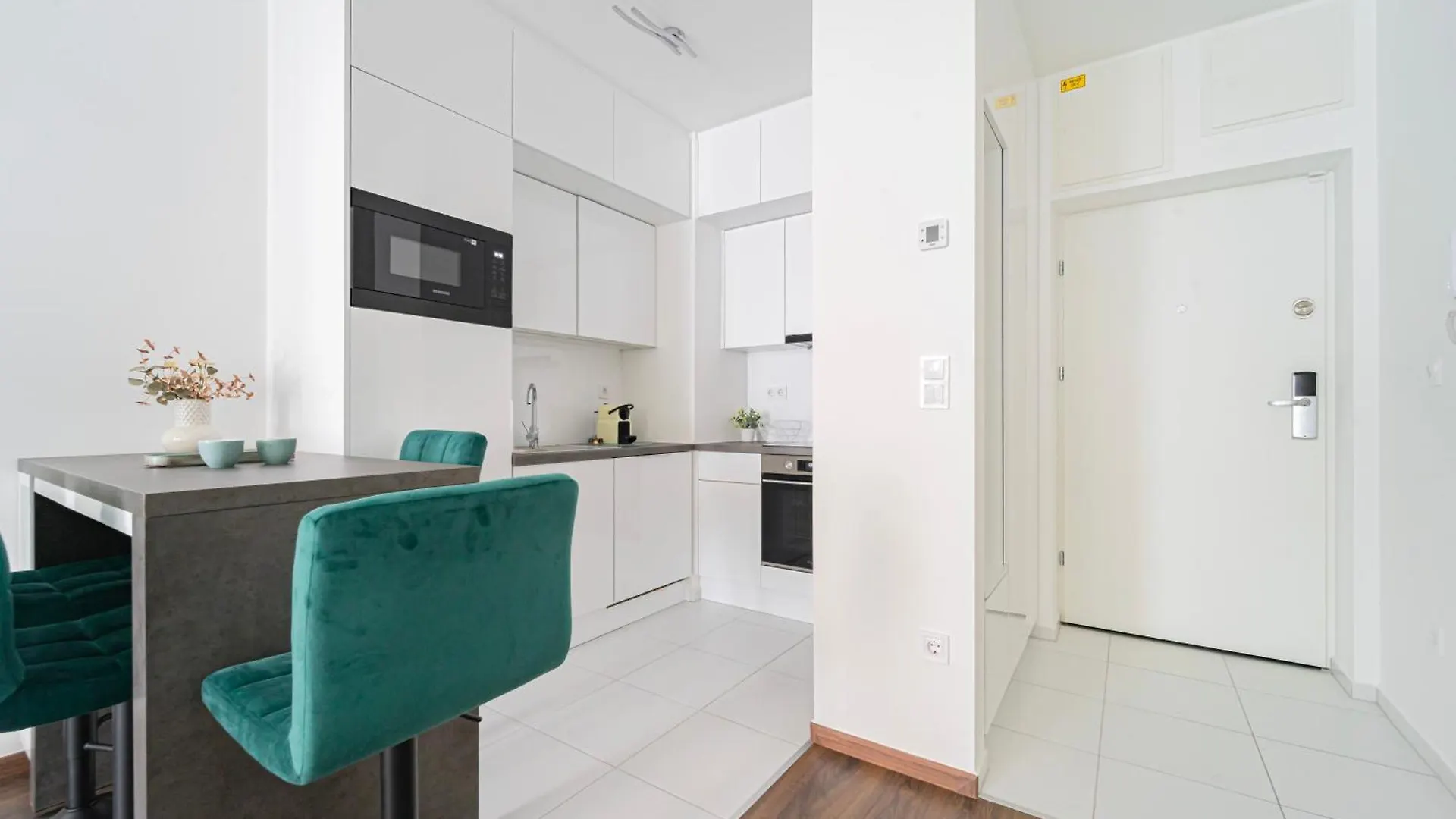 Westside Garden Apartments By Urbanrent Budapest 0*,  Ungheria