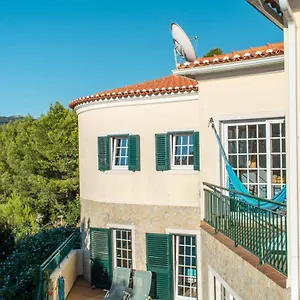 https://hostel-amazigh-guincho-suites.hotels-lisbon-portugal.com