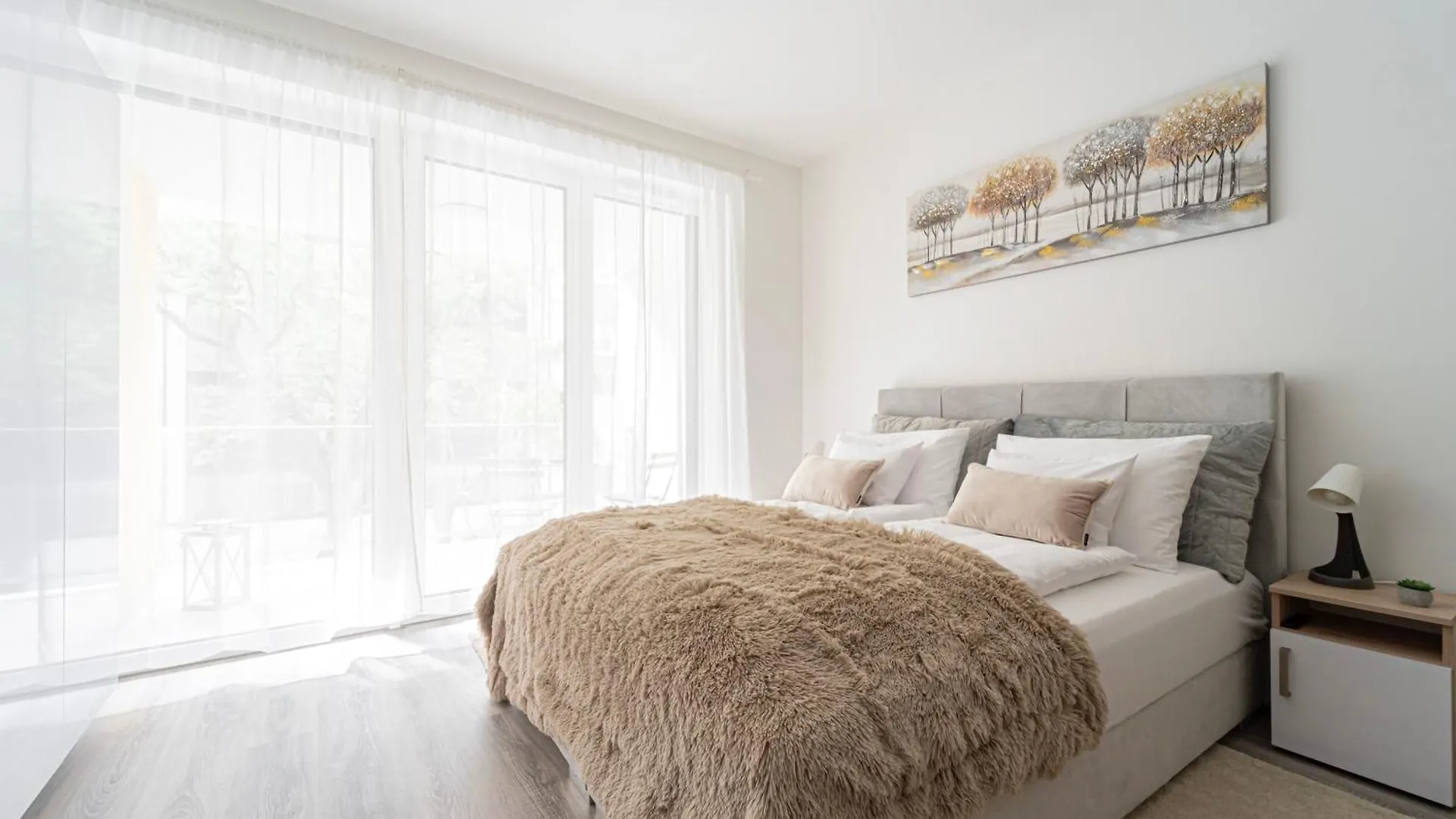 Westside Garden Apartments By Urbanrent Budapest