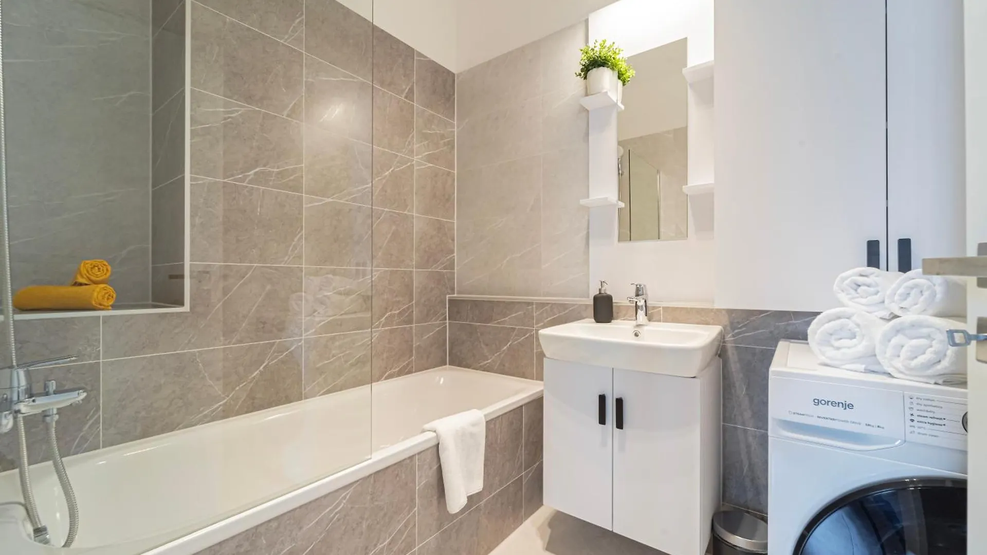 Westside Garden Apartments By Urbanrent Budapest